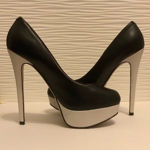 Aldo Black & White Pumps